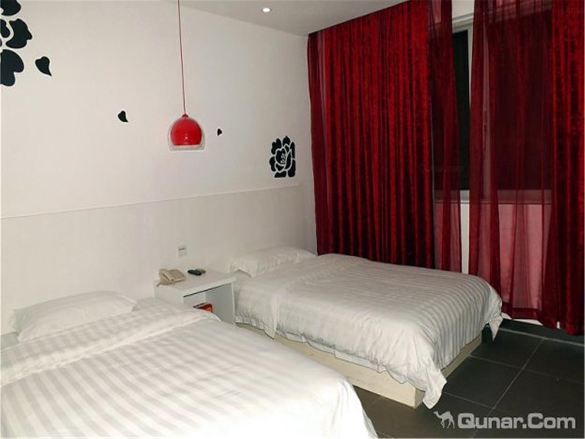 V8 Hotel Xicun Subway Branch Гуанджоу Екстериор снимка